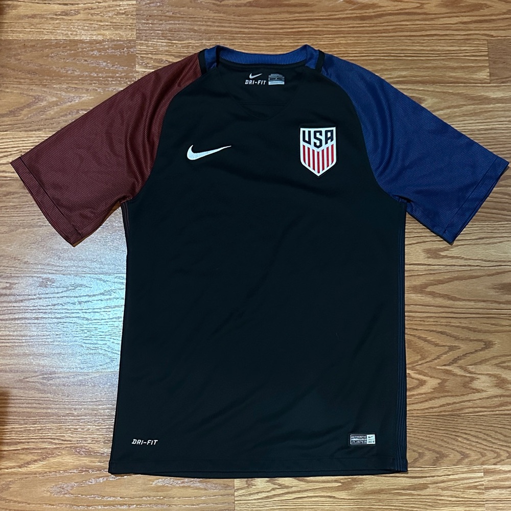 Nike Black Jersey with Maroon and Blue Sleeves